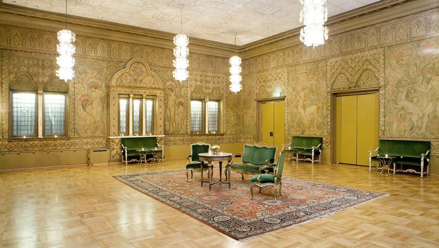 Ballsal med lysekroner