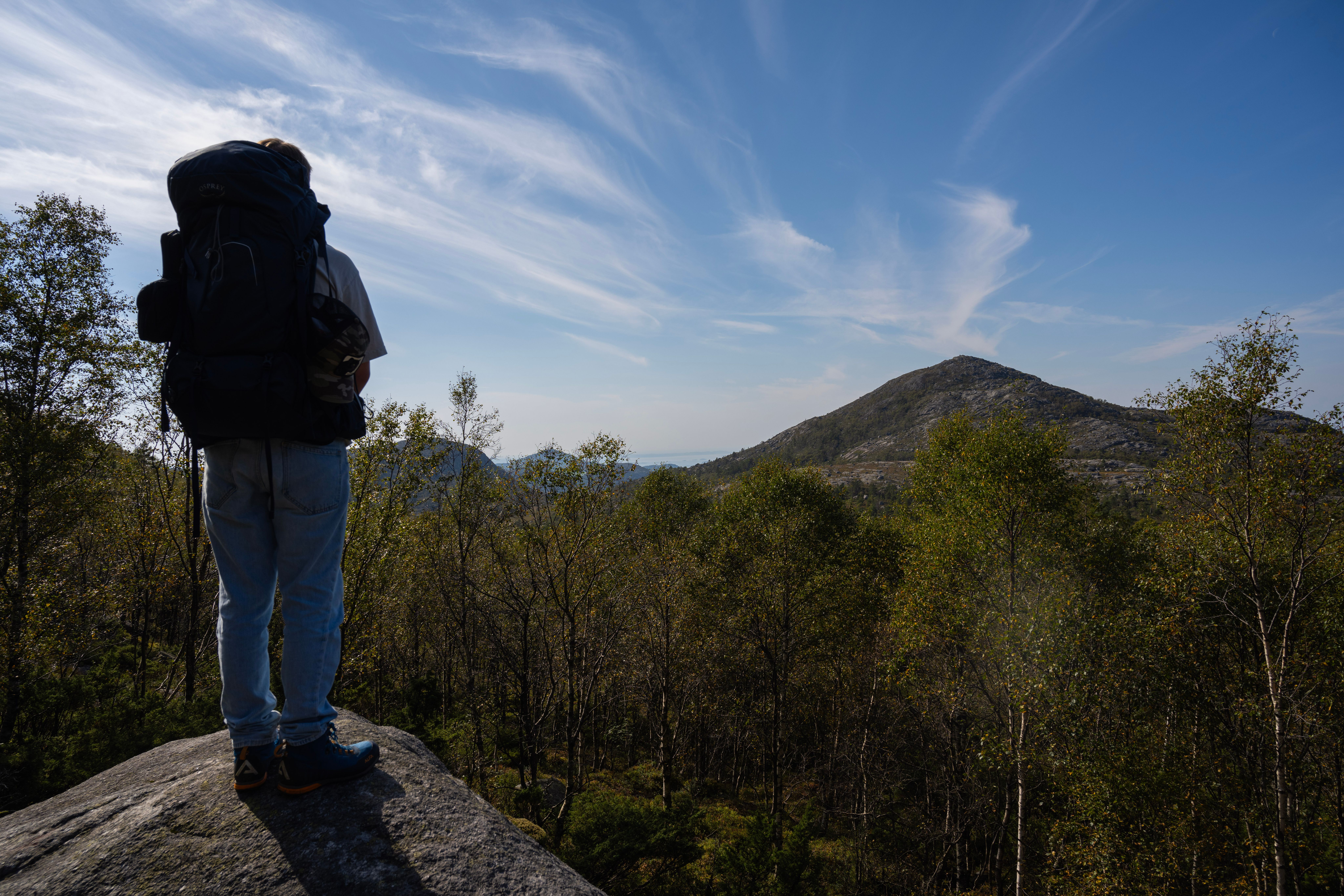 The hike to Reinaknuten