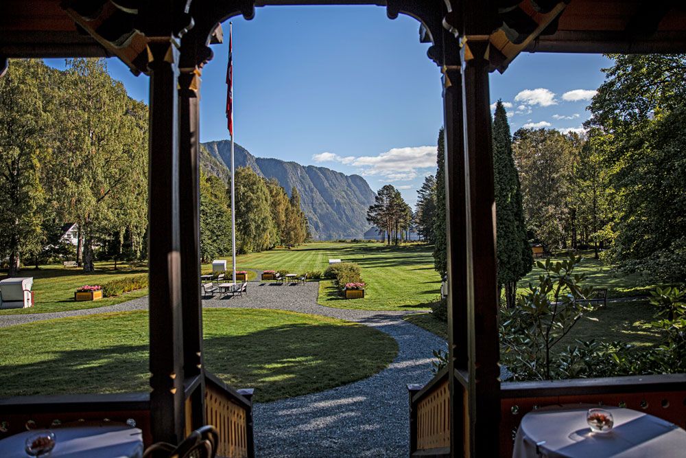 garden views from Dalen Hotel