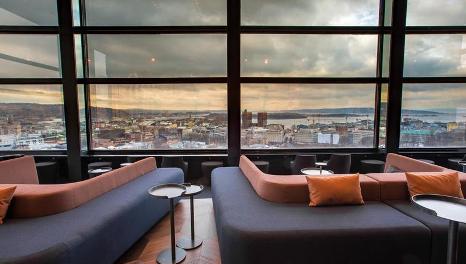 Summit Bar