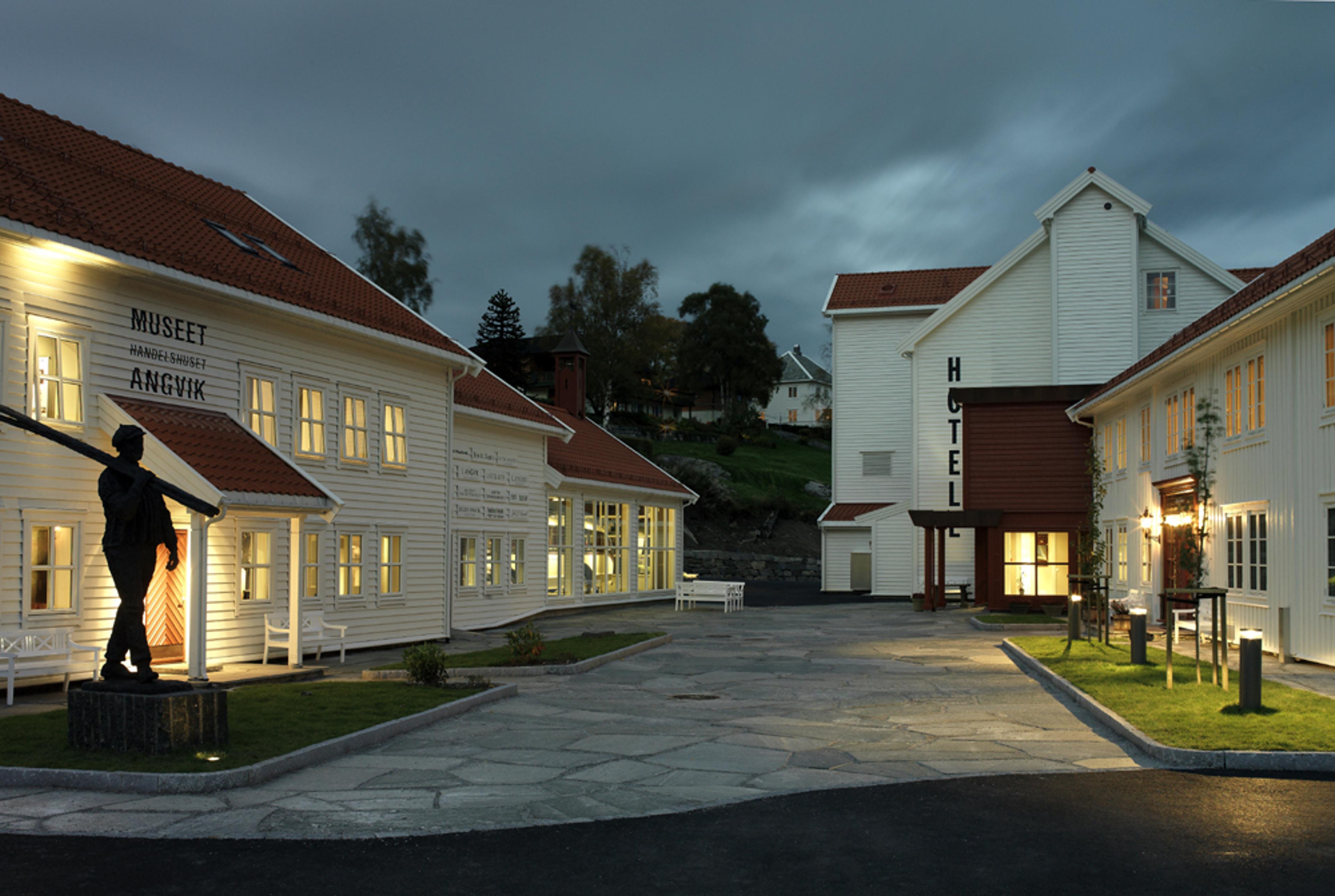 SKI Atlanterhavsfjella med DID Adventure