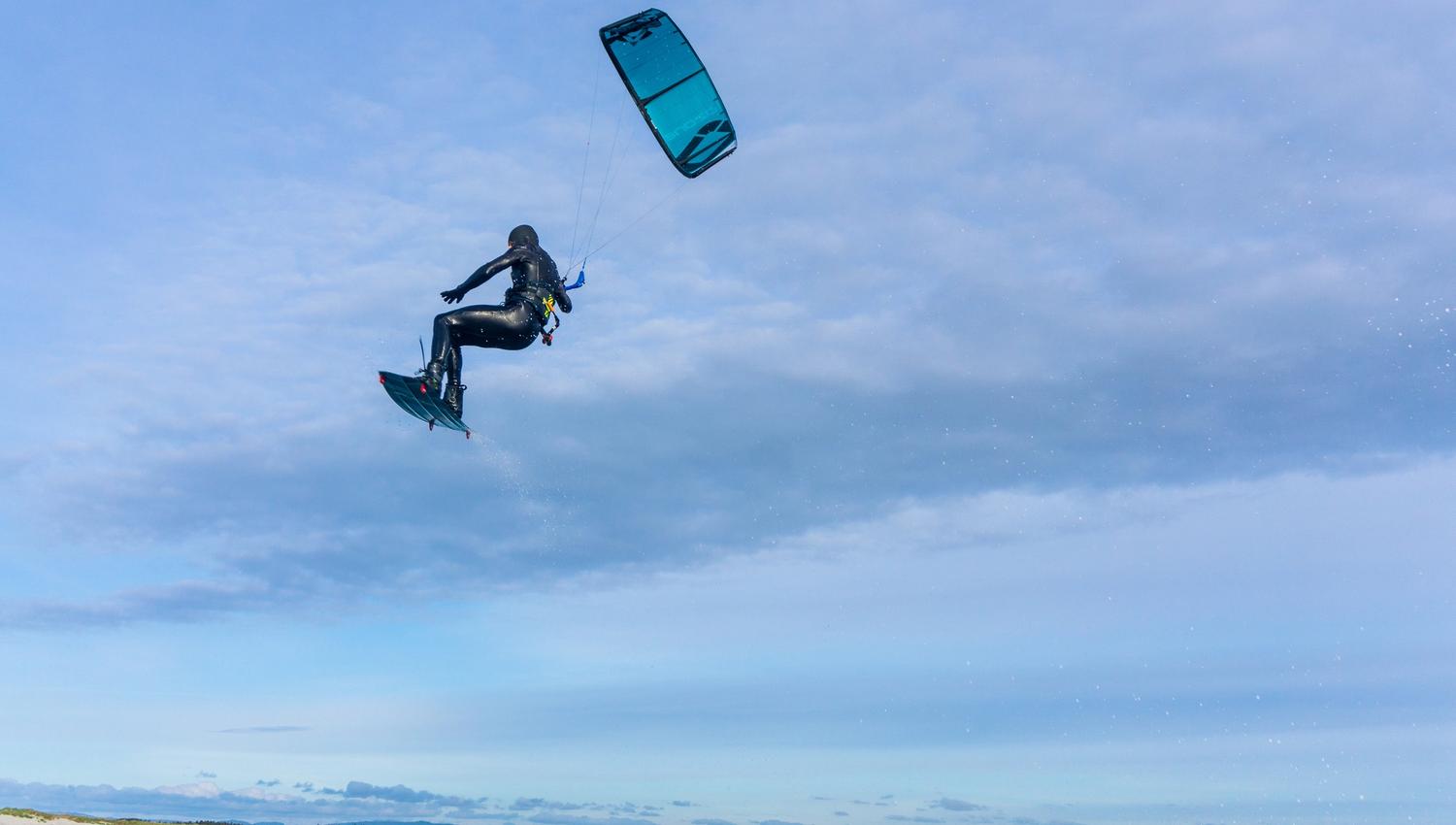 Humming to "I believe I can fly" is totally allowed