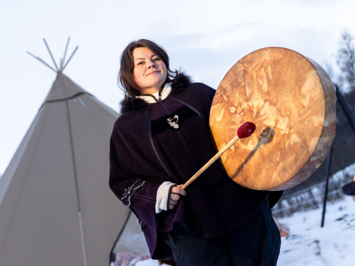 Northern Norwegian winter experience at Angell Farm