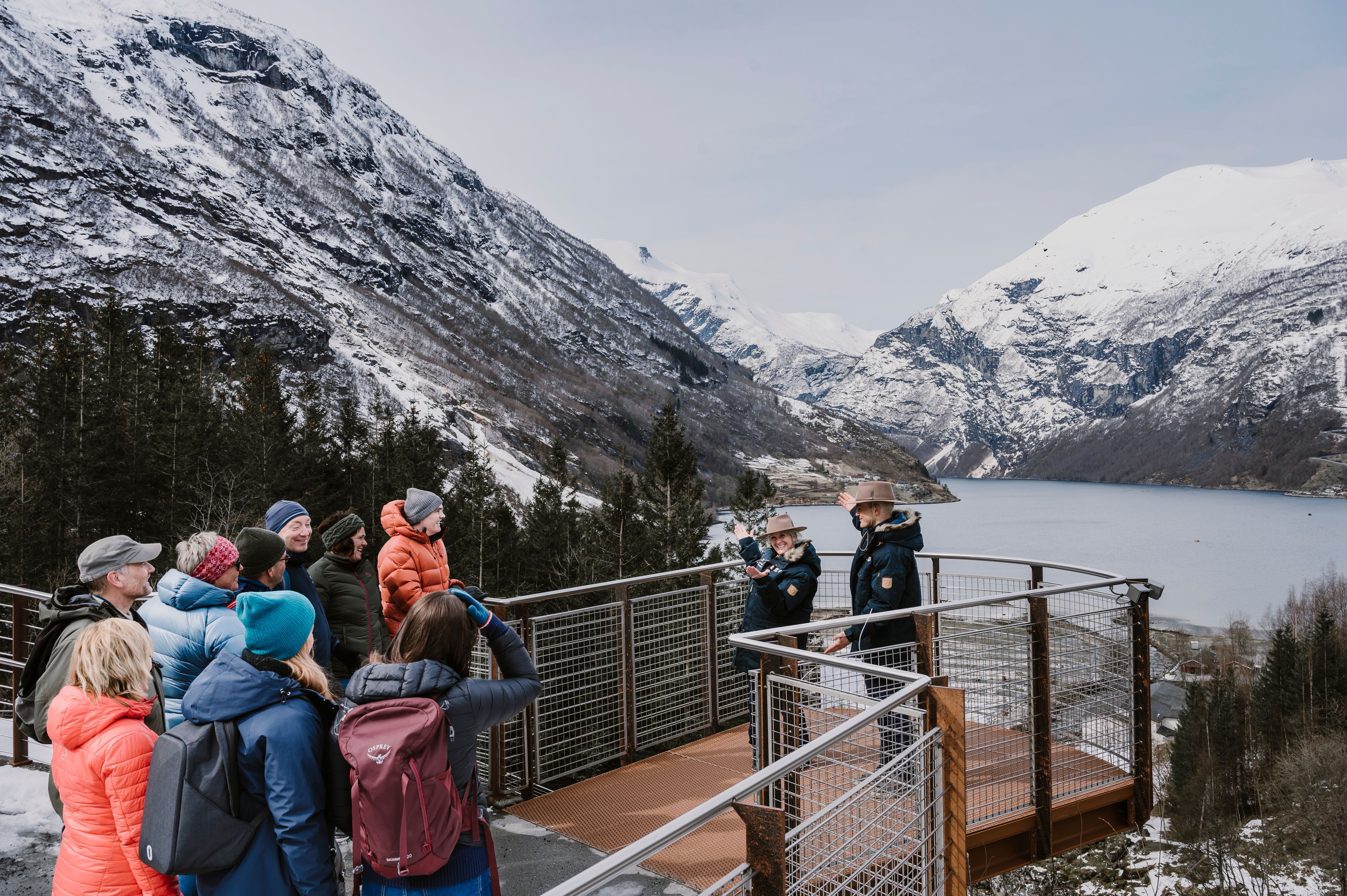 Fossevandring med guide