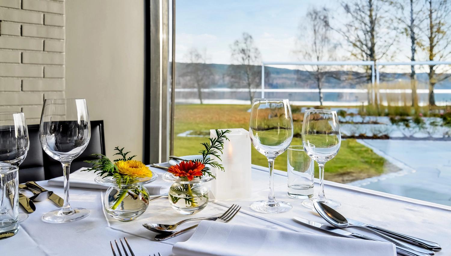 Spisebord med utsikt