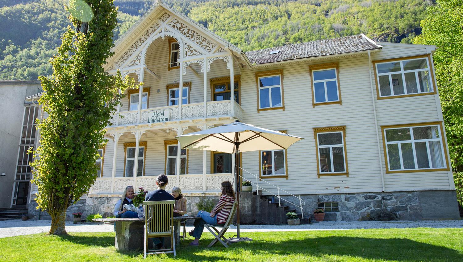 Lindstrøm Hotell
