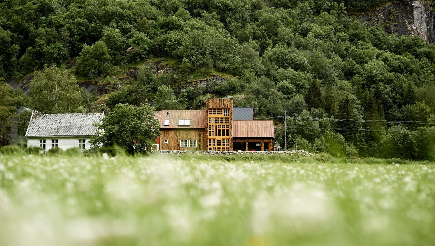 29/2 Aurland