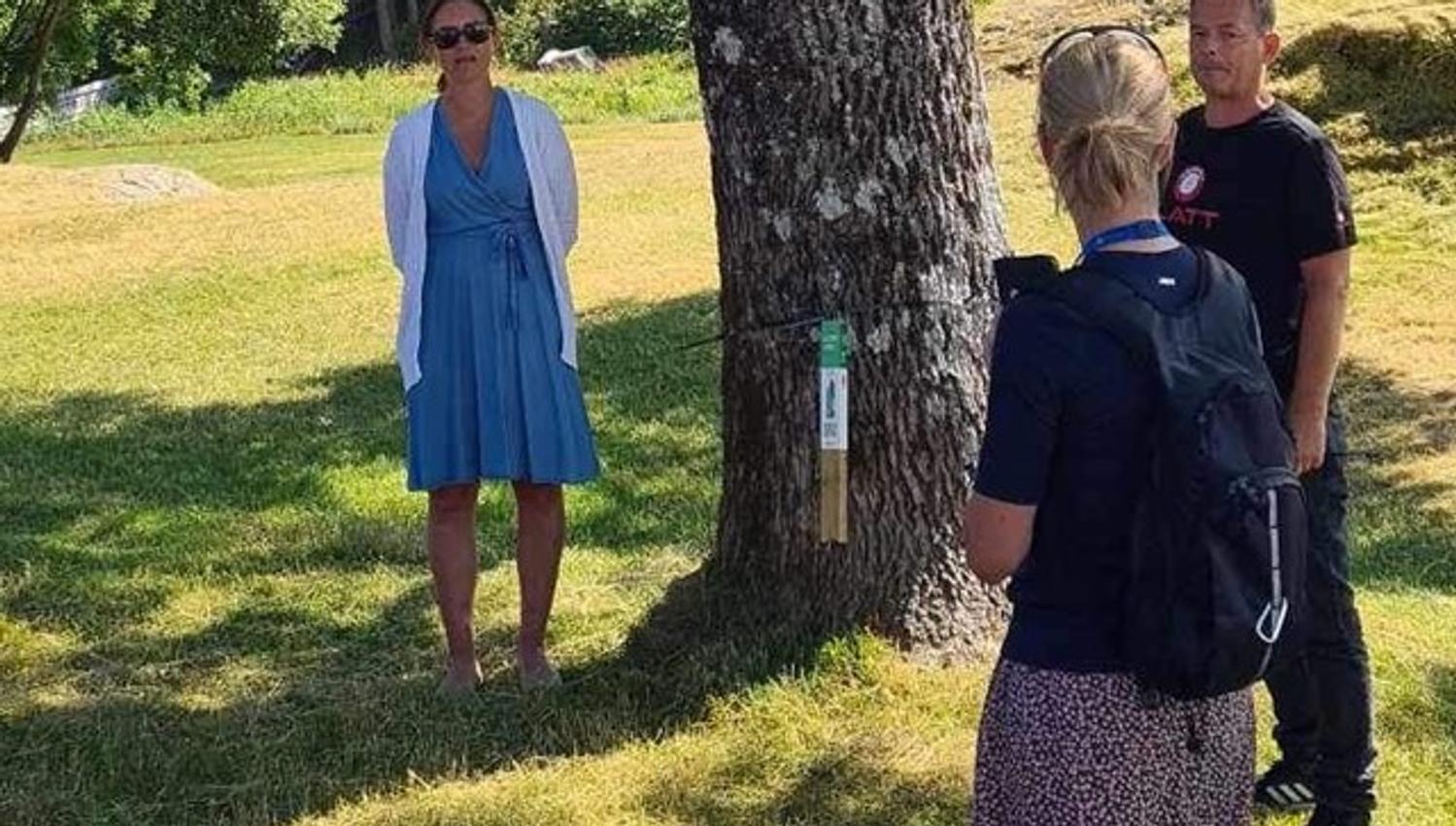 Ordfører avduker første stolpen