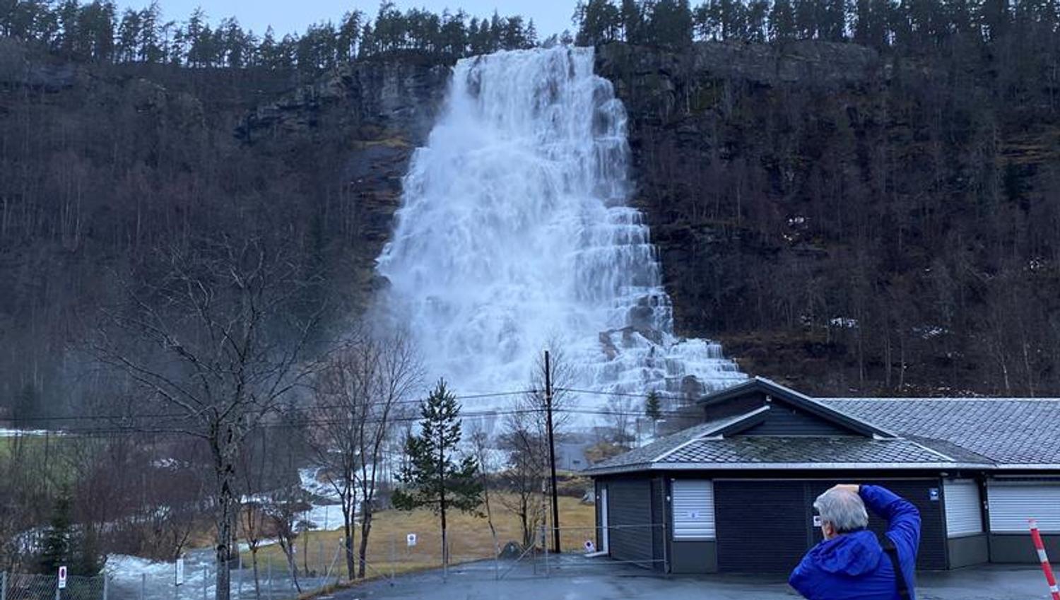 Tvindefossen Waterfall in winter