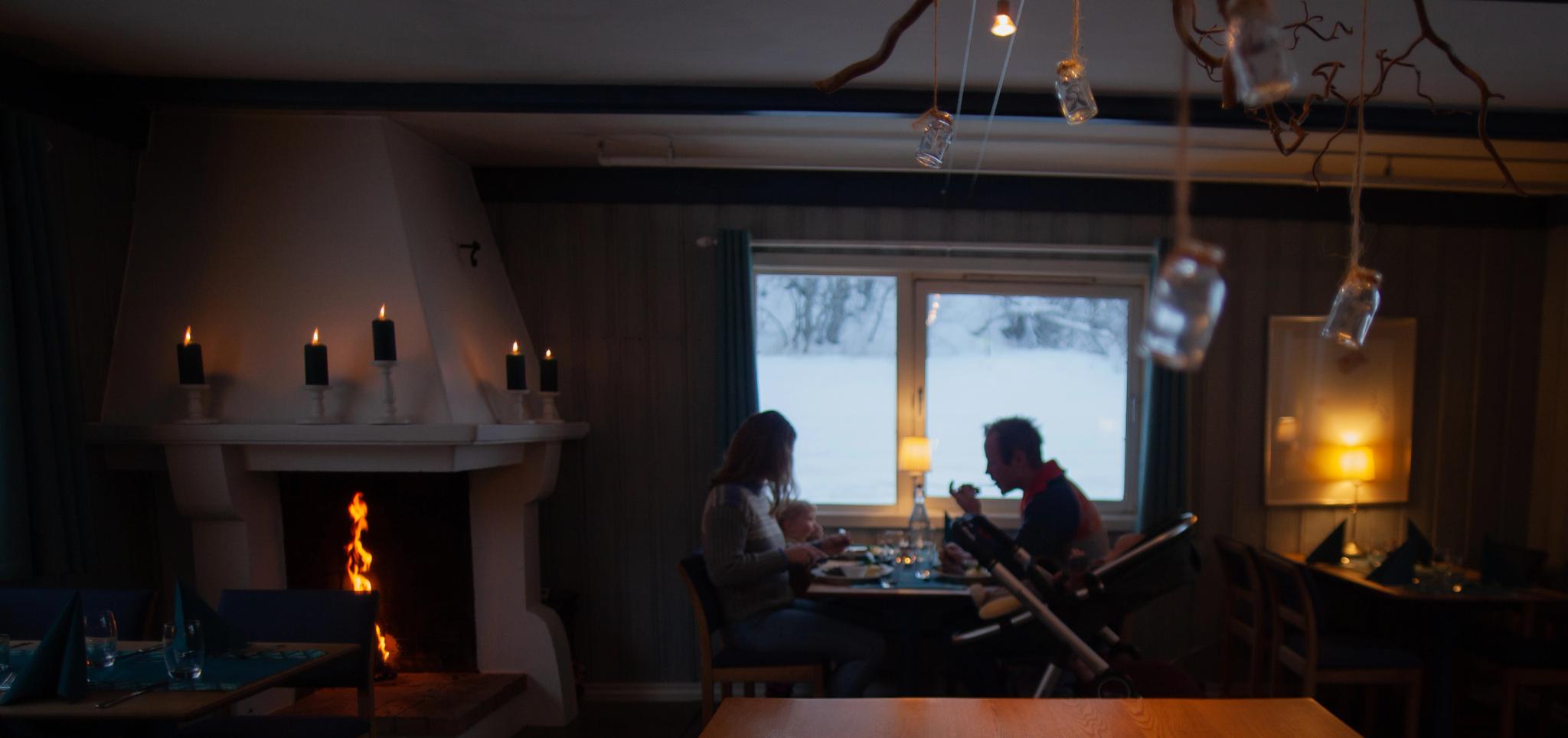 Servering på Austbø Hotell