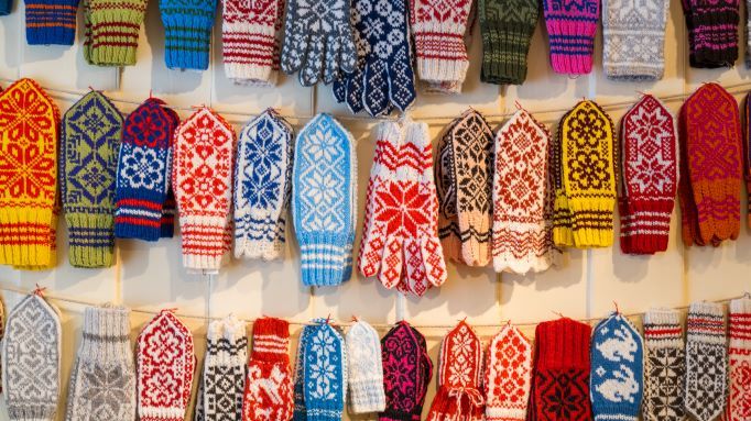 Selbu mittens in different colors