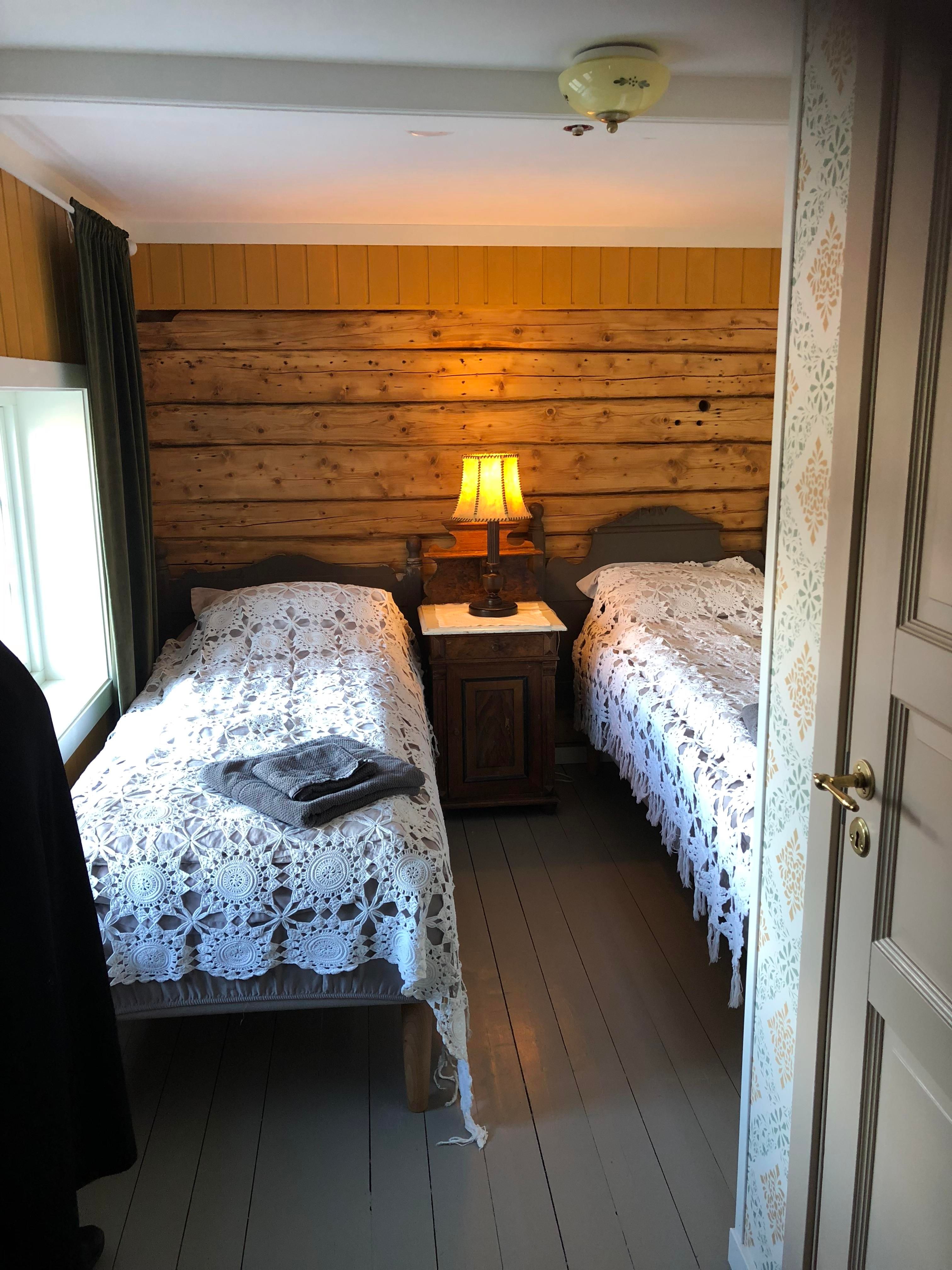 Rom på Fru Opdal Gårdshotell, Overhalla.