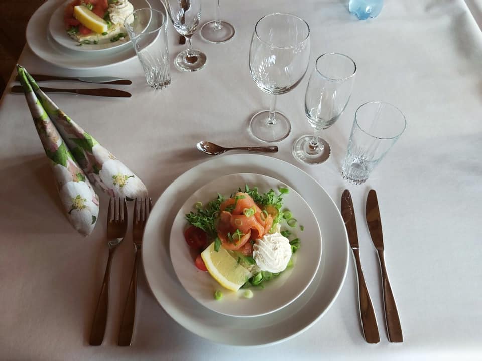 105608558_3072818446132278_3255918376475899177_n