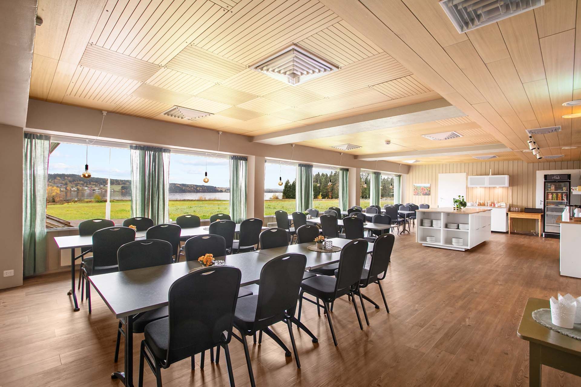 Frokost og restaurant område på Snåsa Hotell