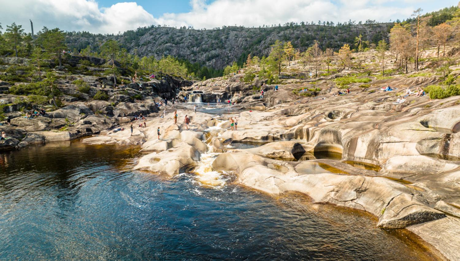 the pot holes in Nissedal