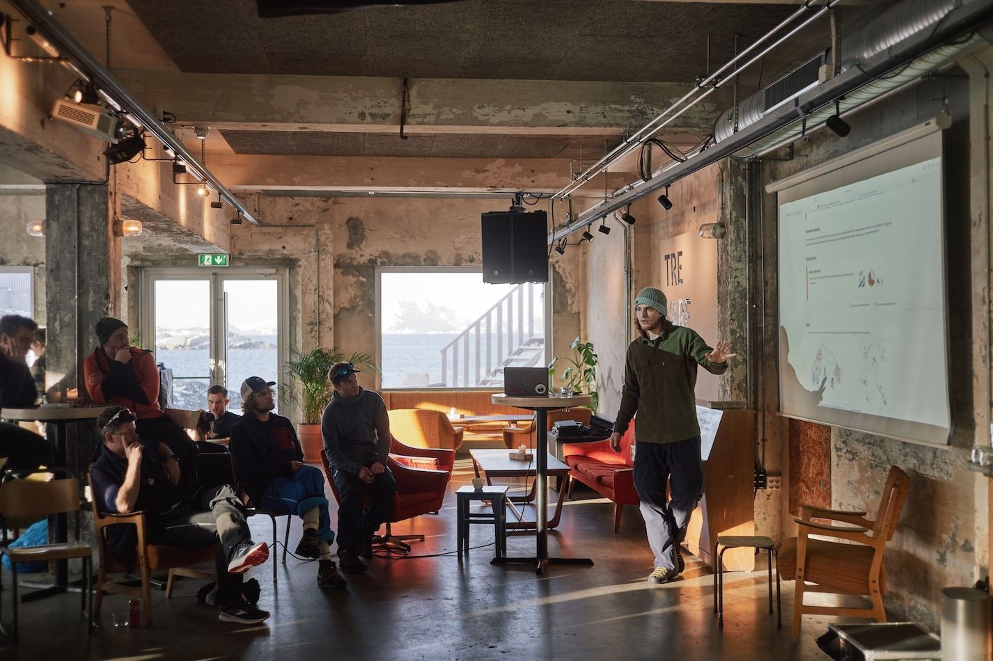 Morgenmøte - går gjennom dagens vær og snø forhold