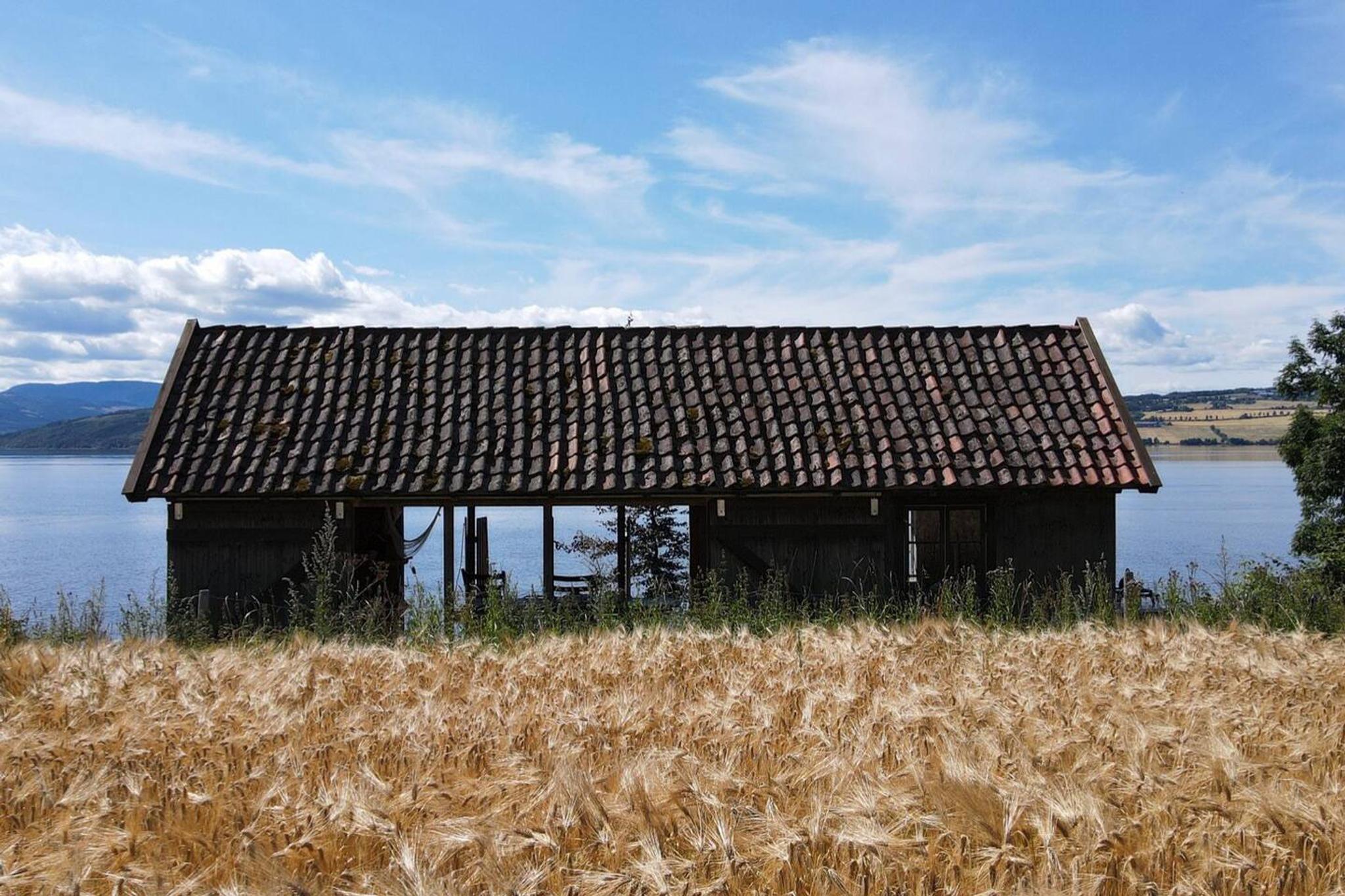 Overnatting ved Mjøsa i sommerfjøset