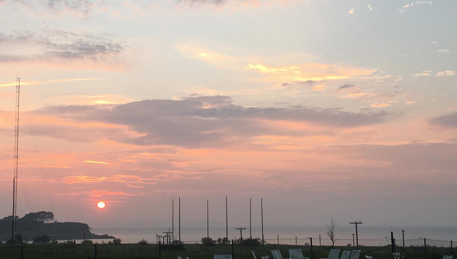 Solnedgang stoler kvadratisk