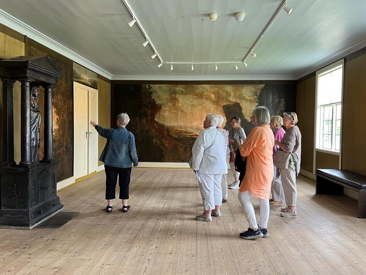 Omvisning i balkesalen på Peder Balke-senteret