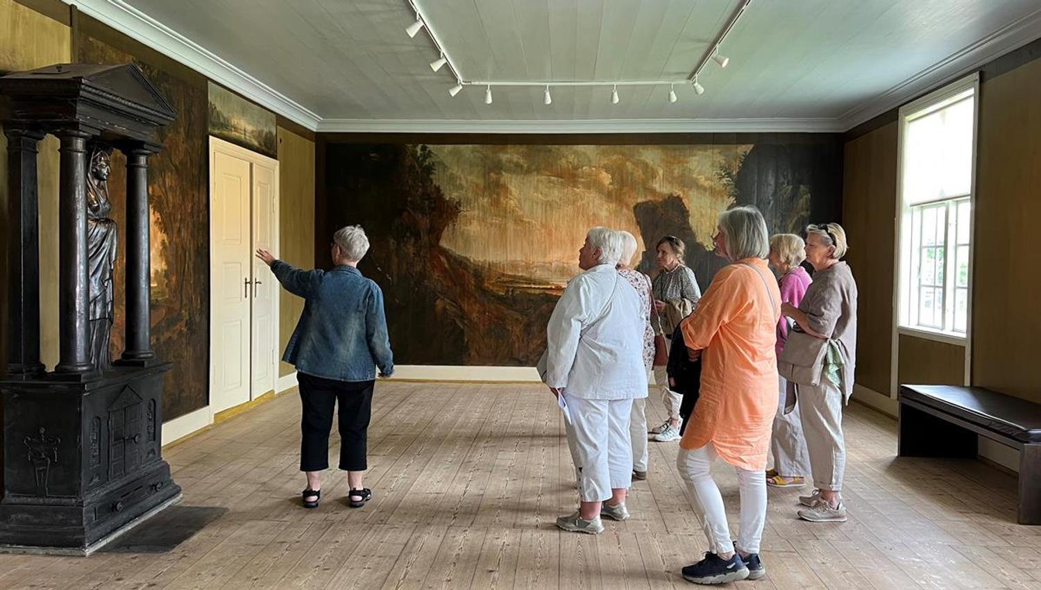 Omvisning i balkesalen på Peder Balke-senteret