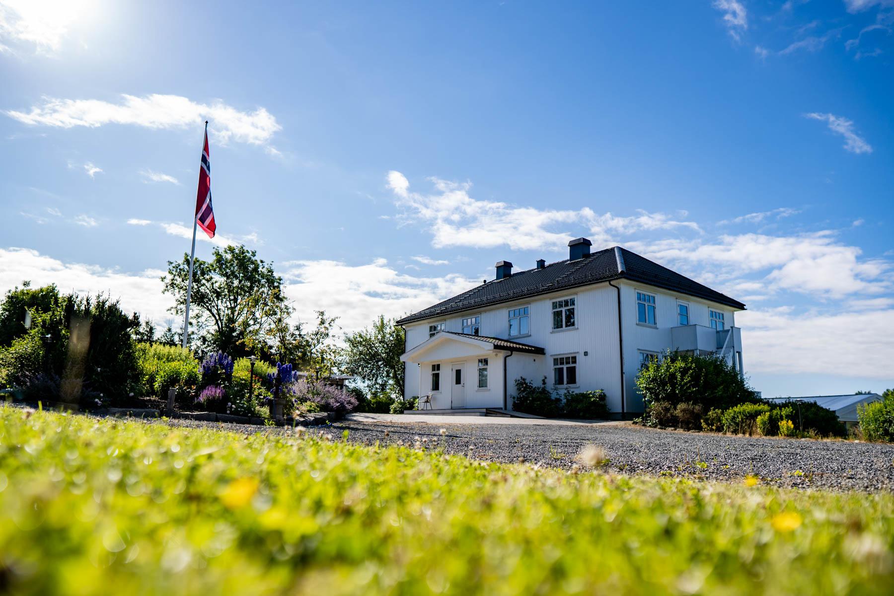 Vestre Kjærnes Gård