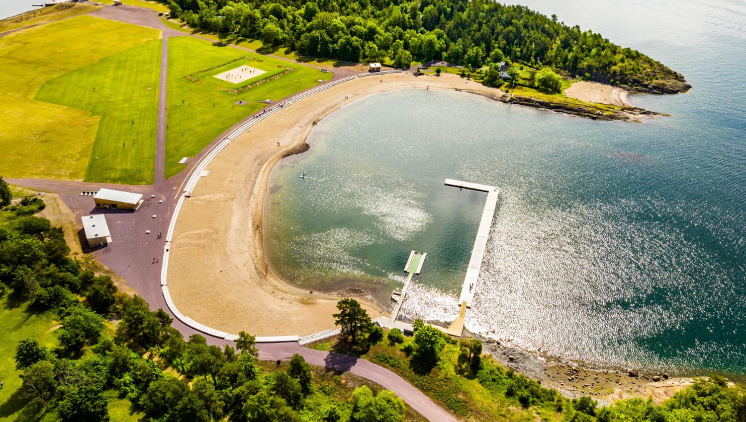 dronebilde av Langøyene