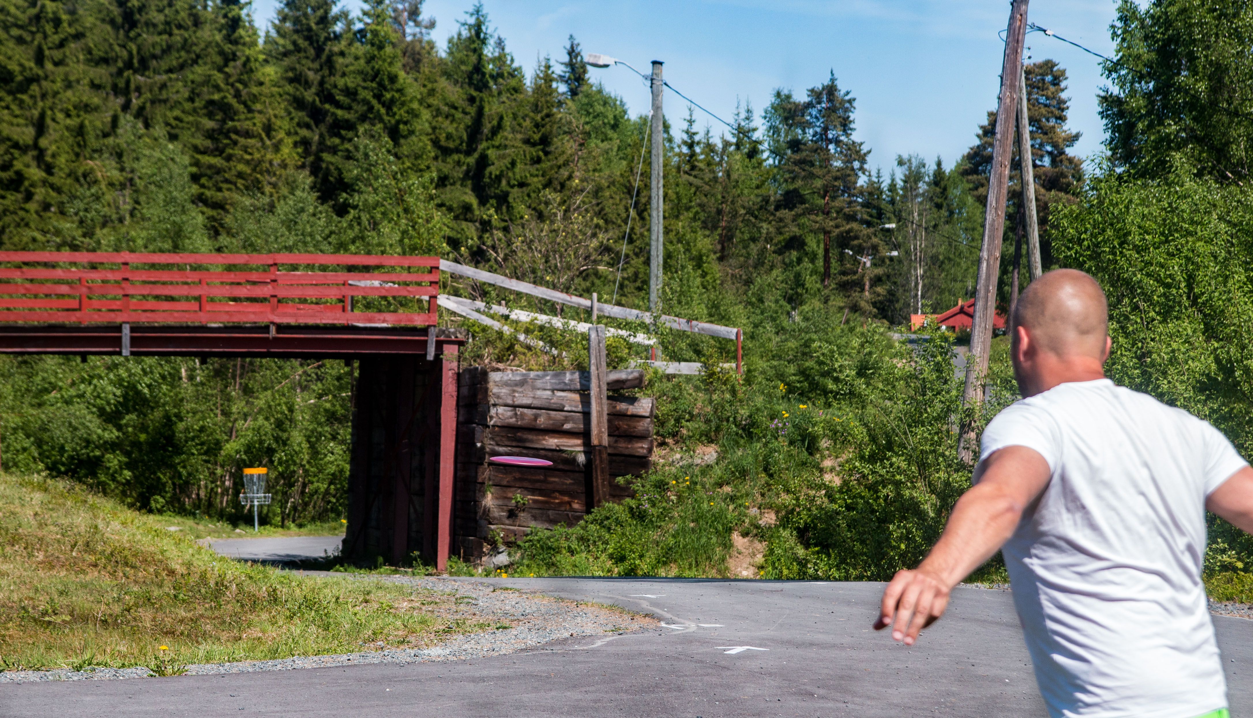 Frisbeegolf i Gjøvik - Må under brua