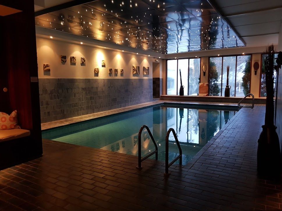 Basseng på Sanner Hotell