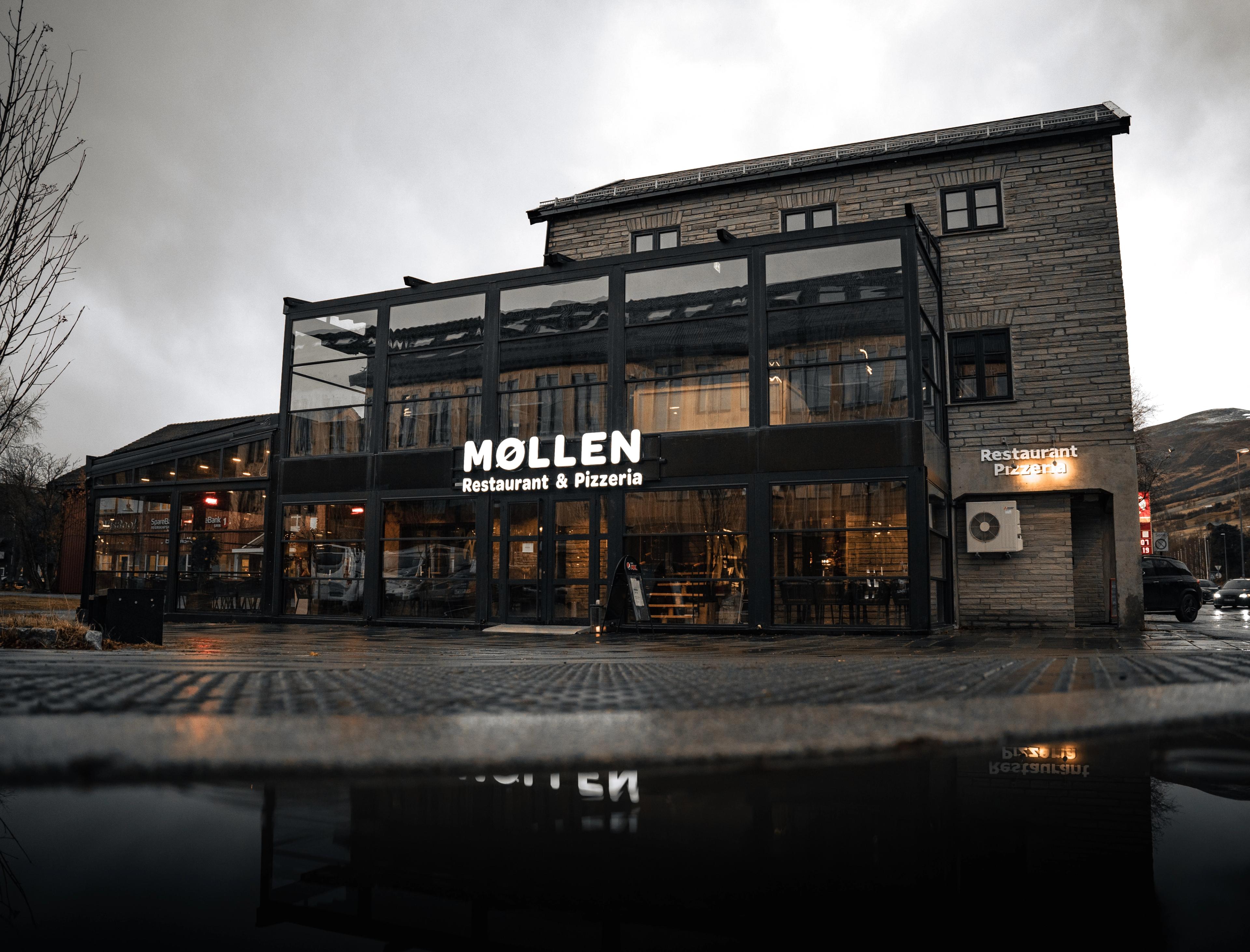 Møllen Restaurant and Pizzeria