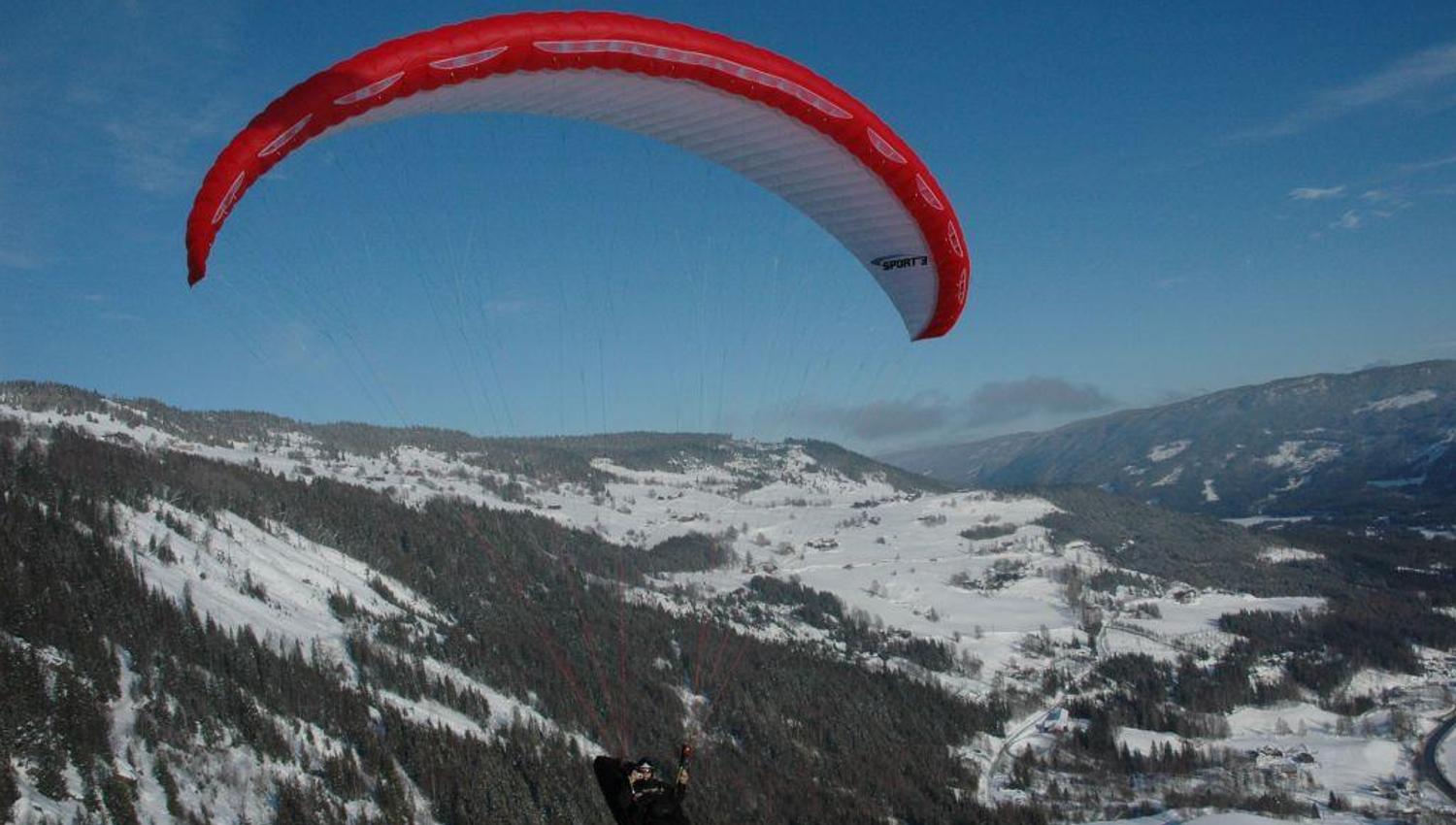 Paragliding vinter