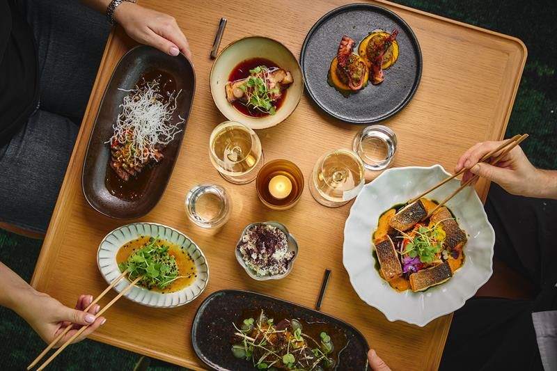 Bord med ulike småretter