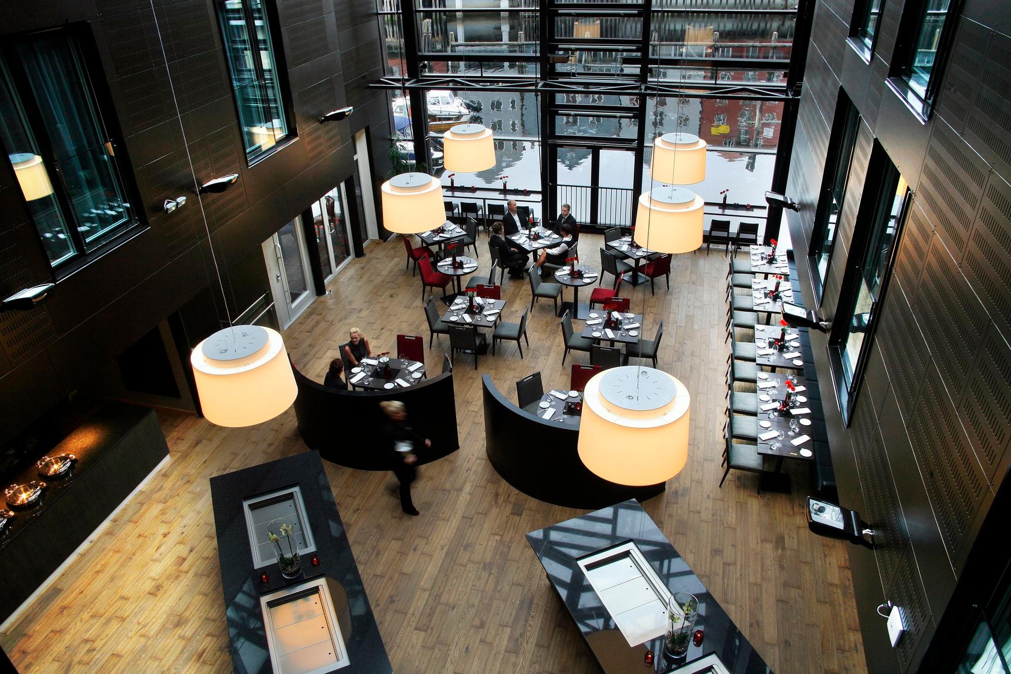 Interiør på restauranten på Scandic Bakklandet Hotel i Trondheim