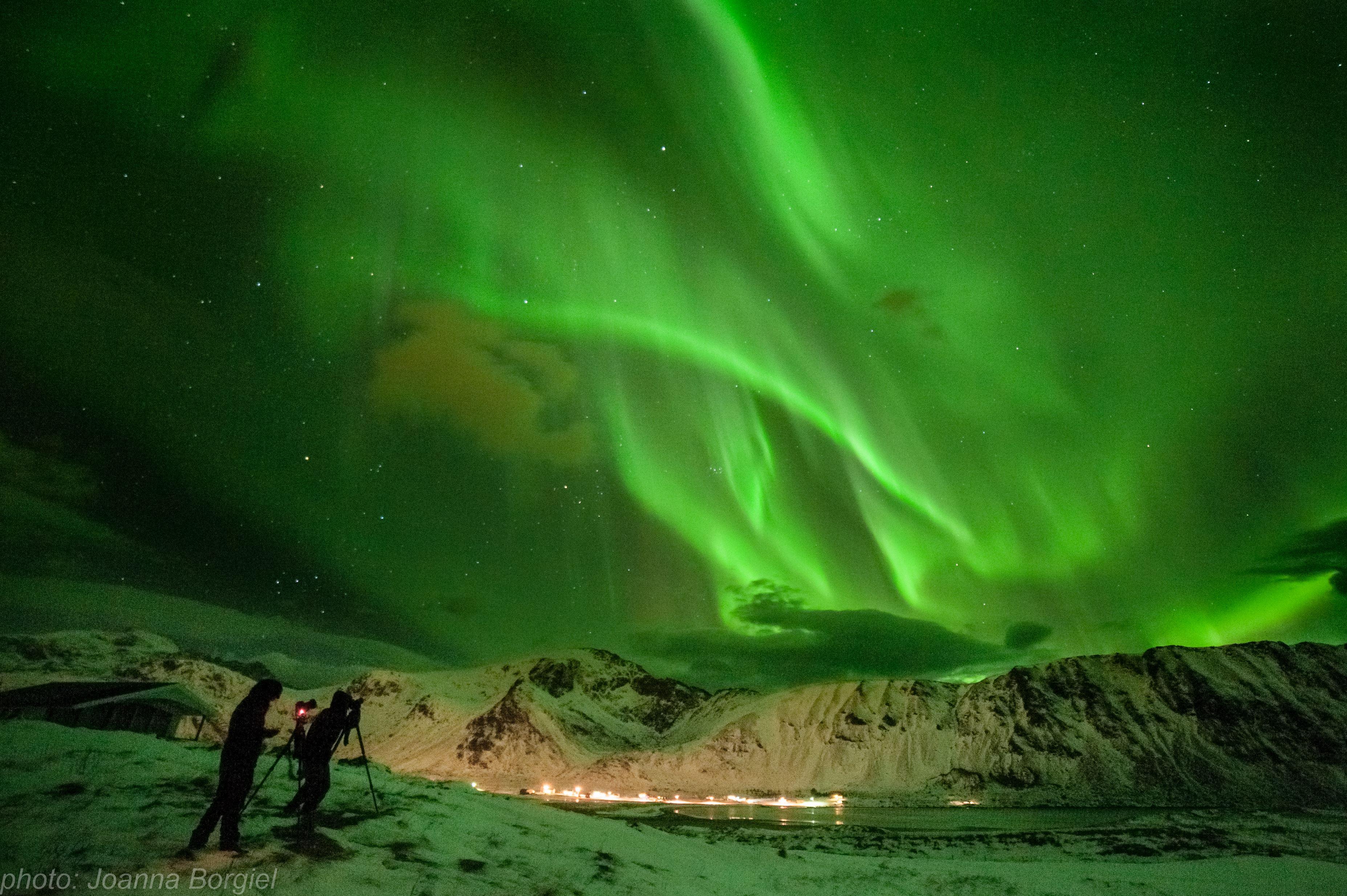 Northern lights photo workshop and hunt - Reine Rorbuer