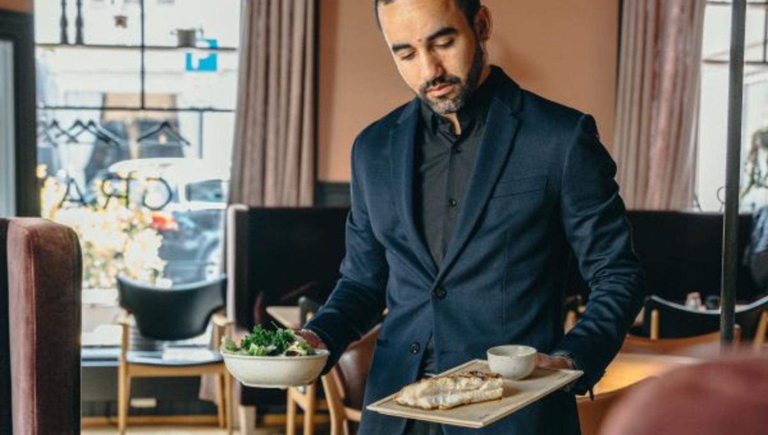 Restauranten på Grand Hotell Egersund, Eigra kjøkken og bar