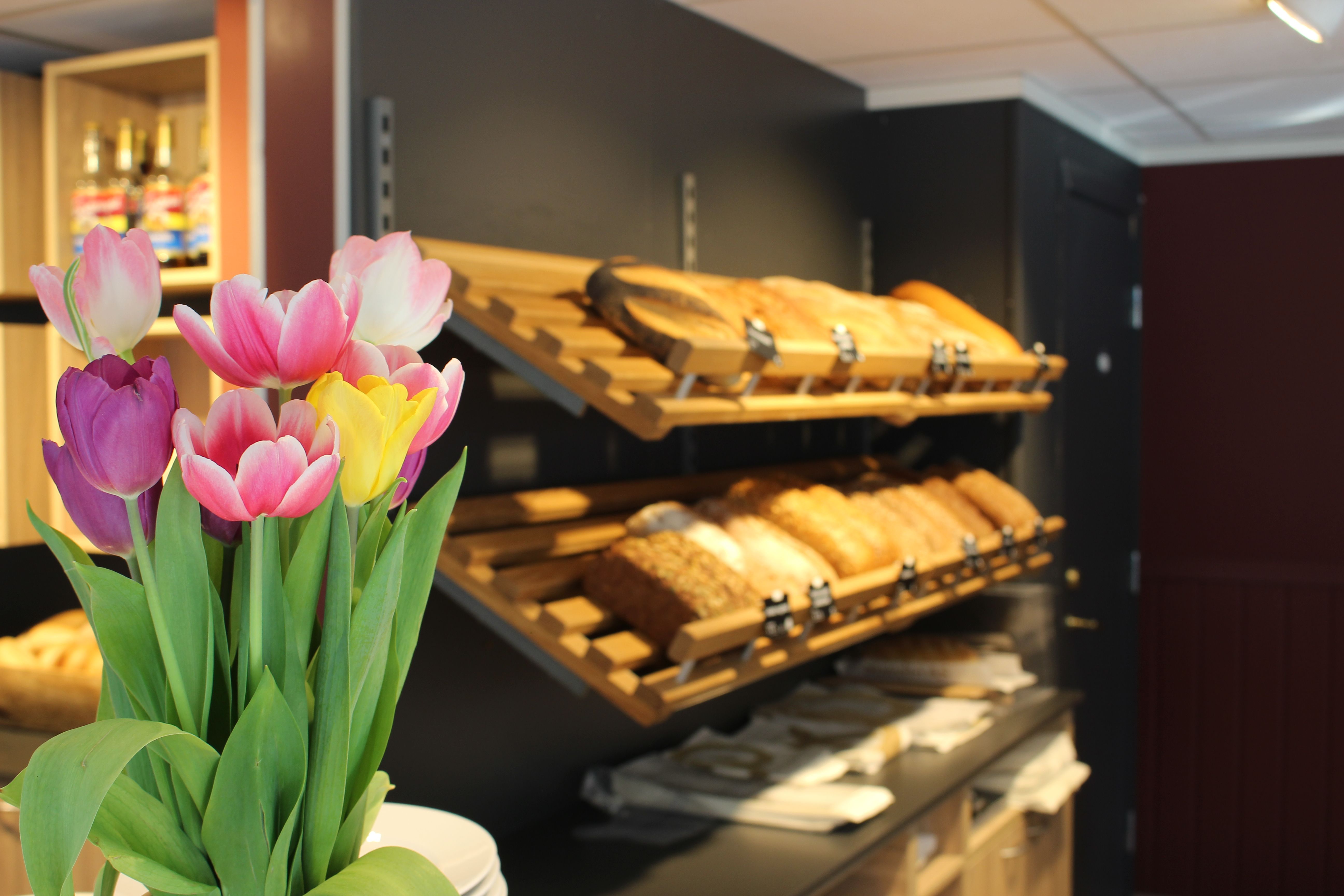 Stavelin, brød i hylle