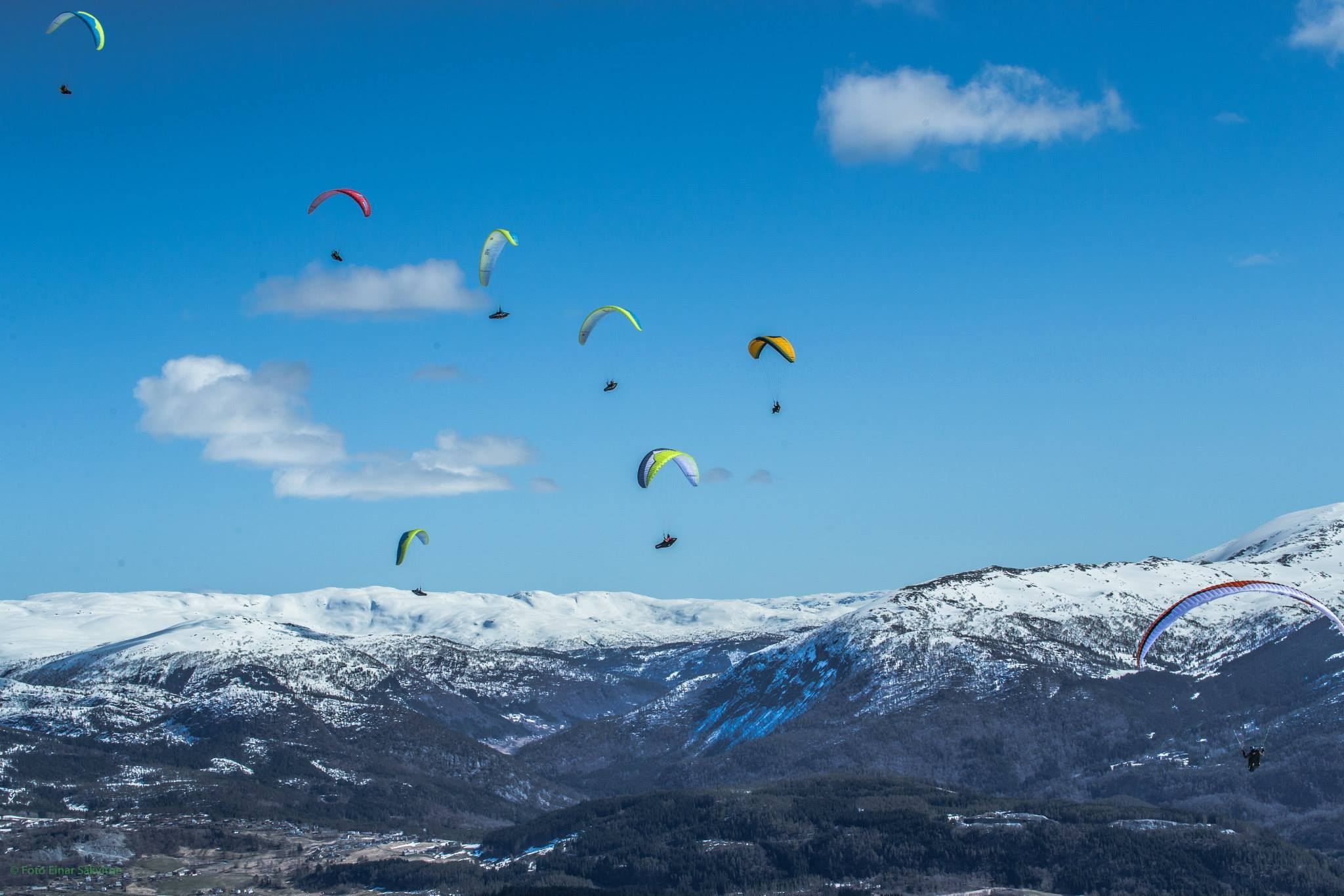 Tandem paragliding with Voss HPK