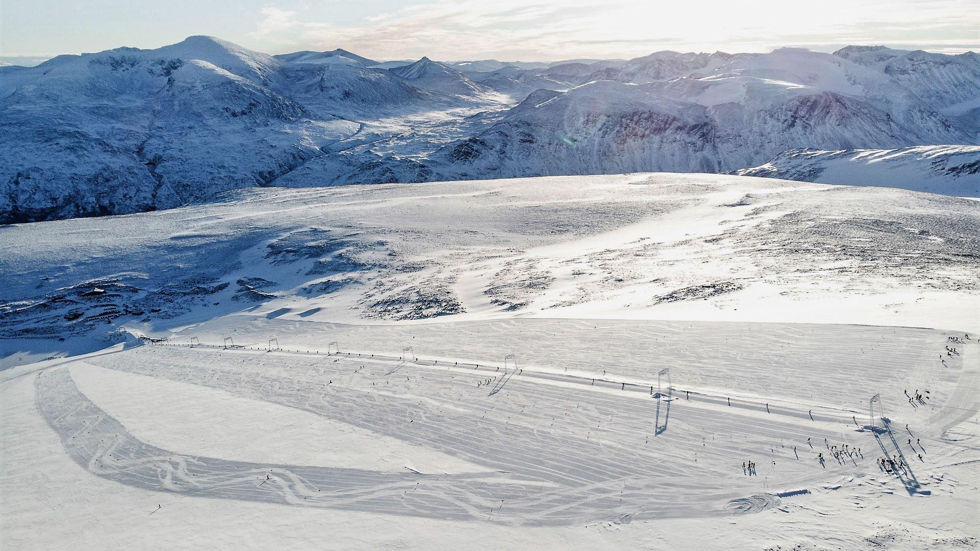 Galdhøpiggen Summer Ski Center