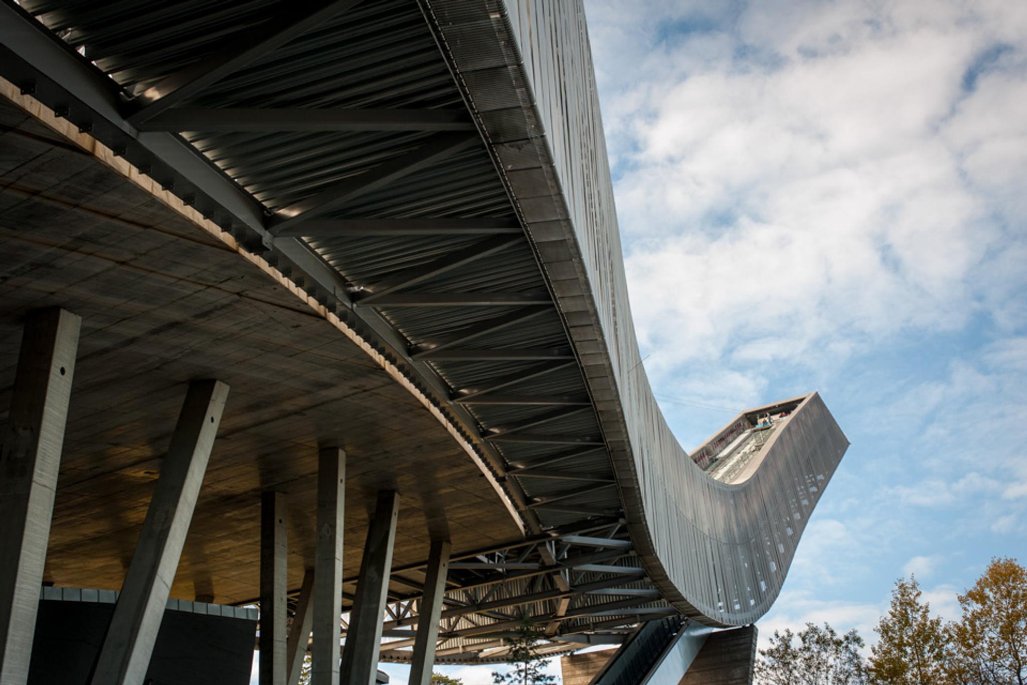 Holmenkollen skihopp.