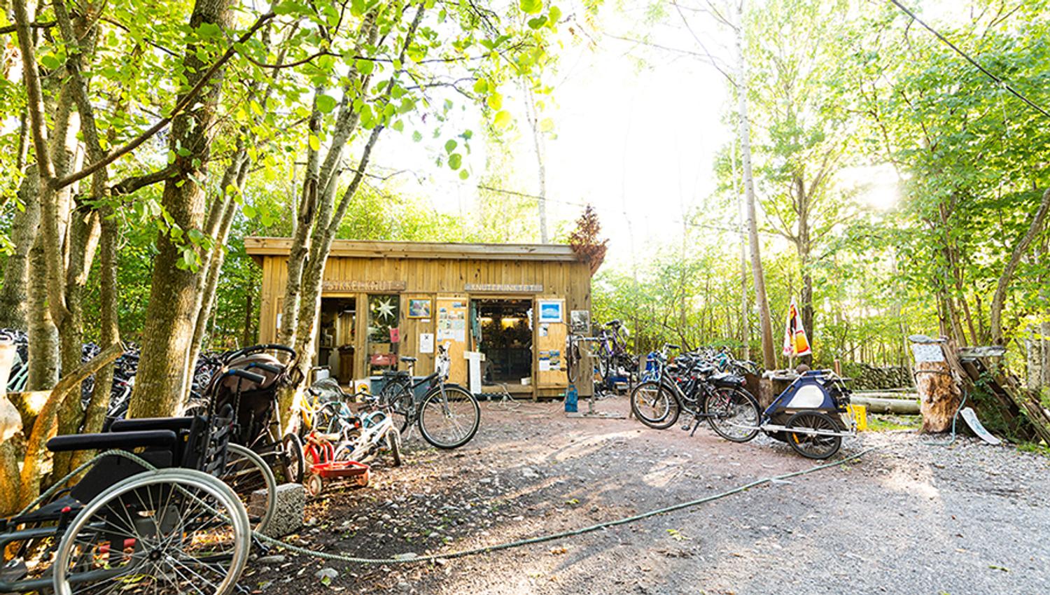bicycle rental and workshop for Sykkelknut