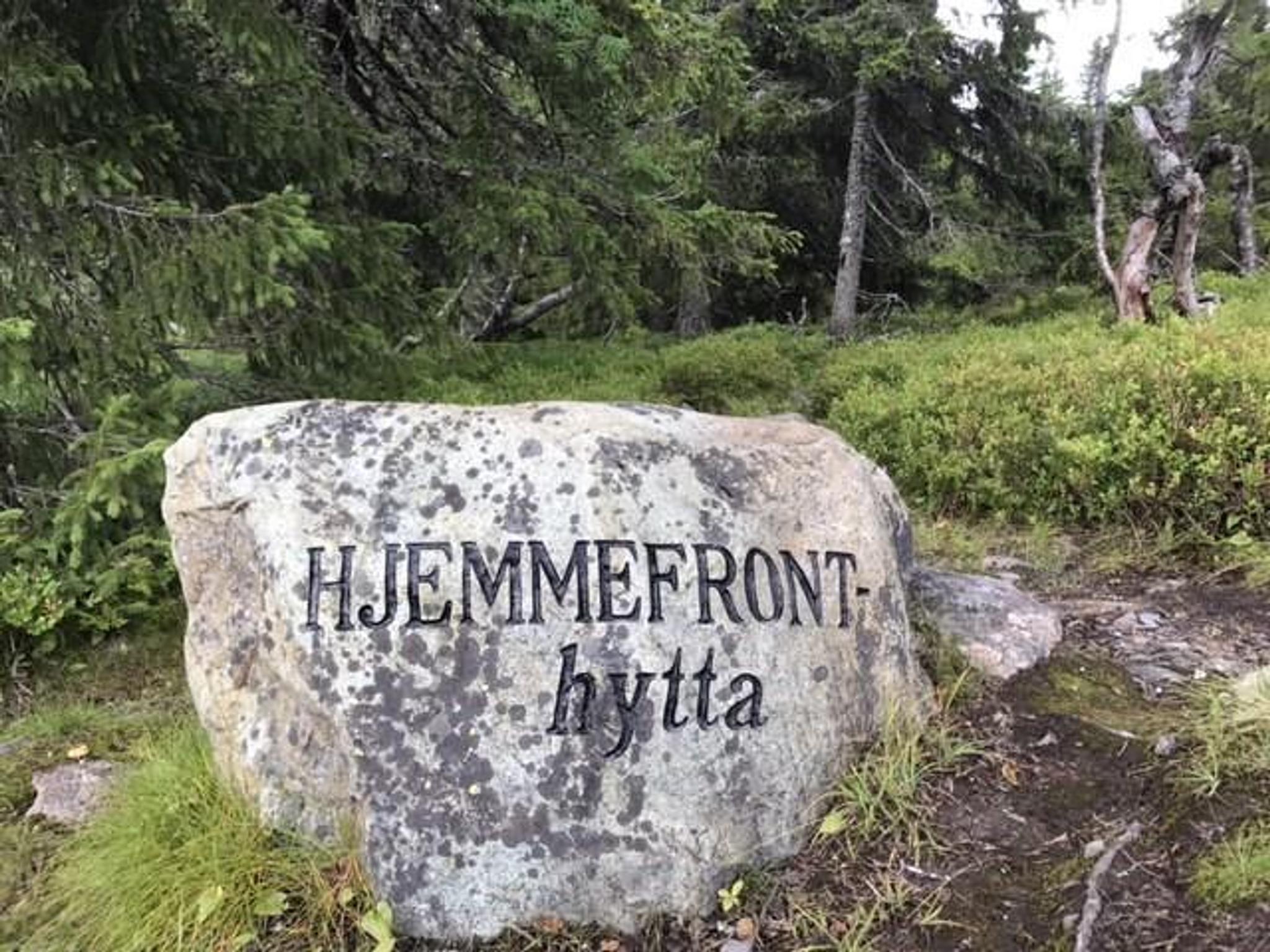 Totenåsen_topptur_hjemmefronthytta_stein_foto_heidi_gran