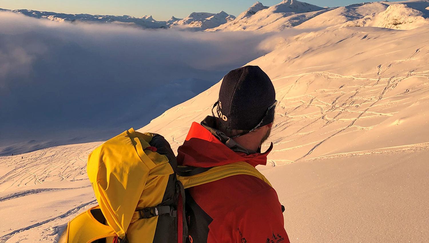 Guided ski tour to Synshorn.