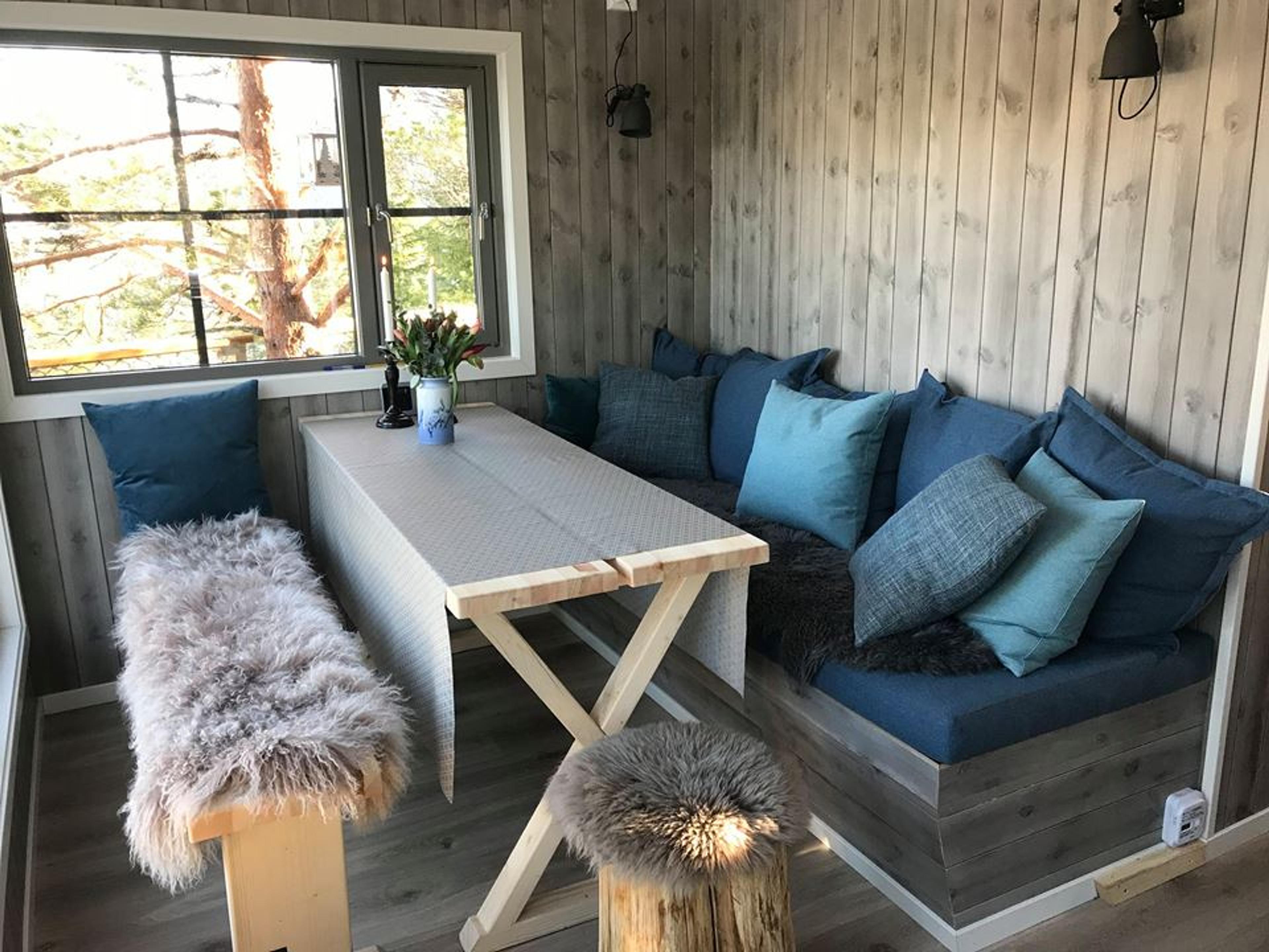 28167012_1354033254742099_430257445153345299_n