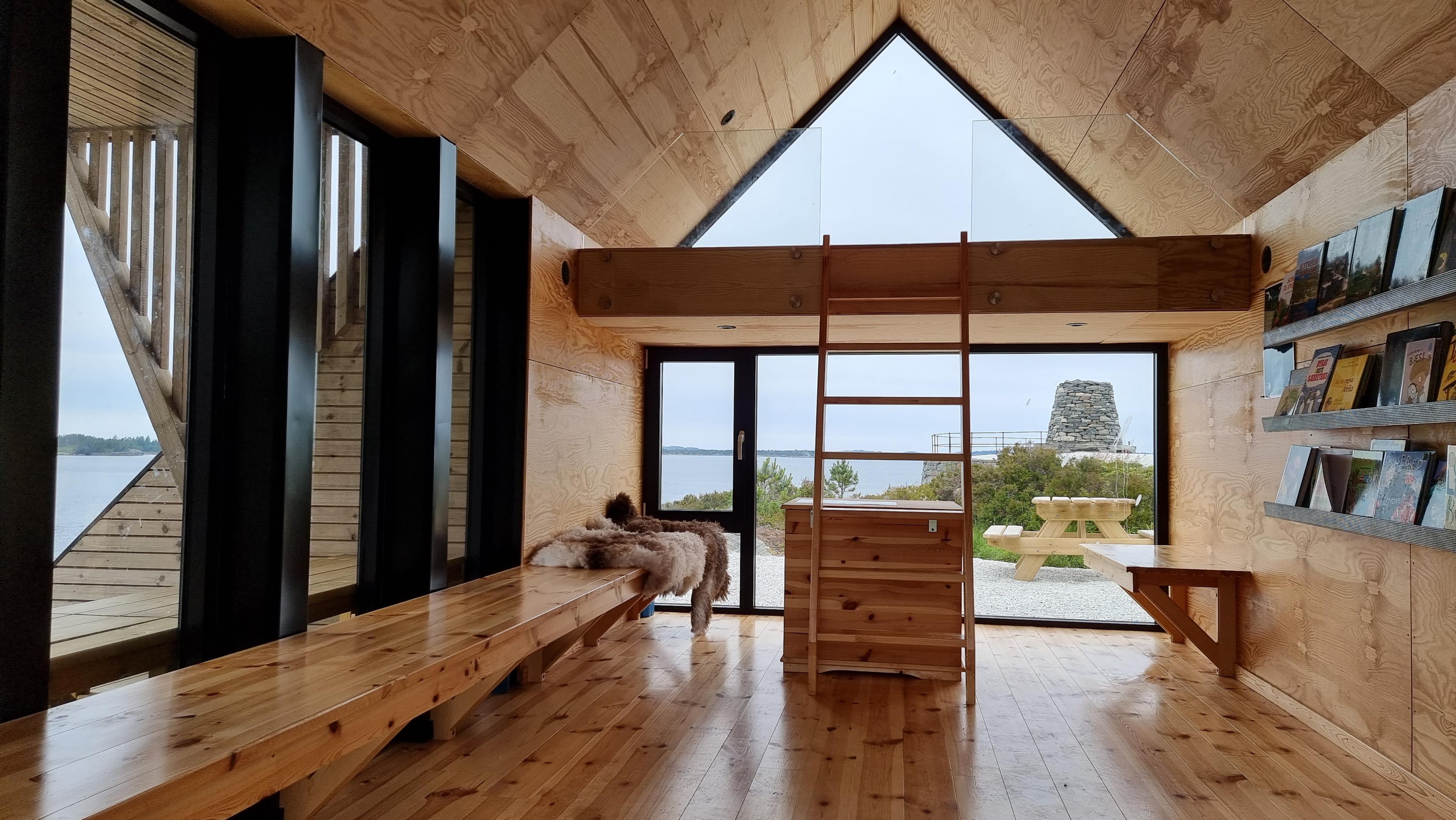 Dagsturhytten inne_foto_Linn Kos Falkenberg