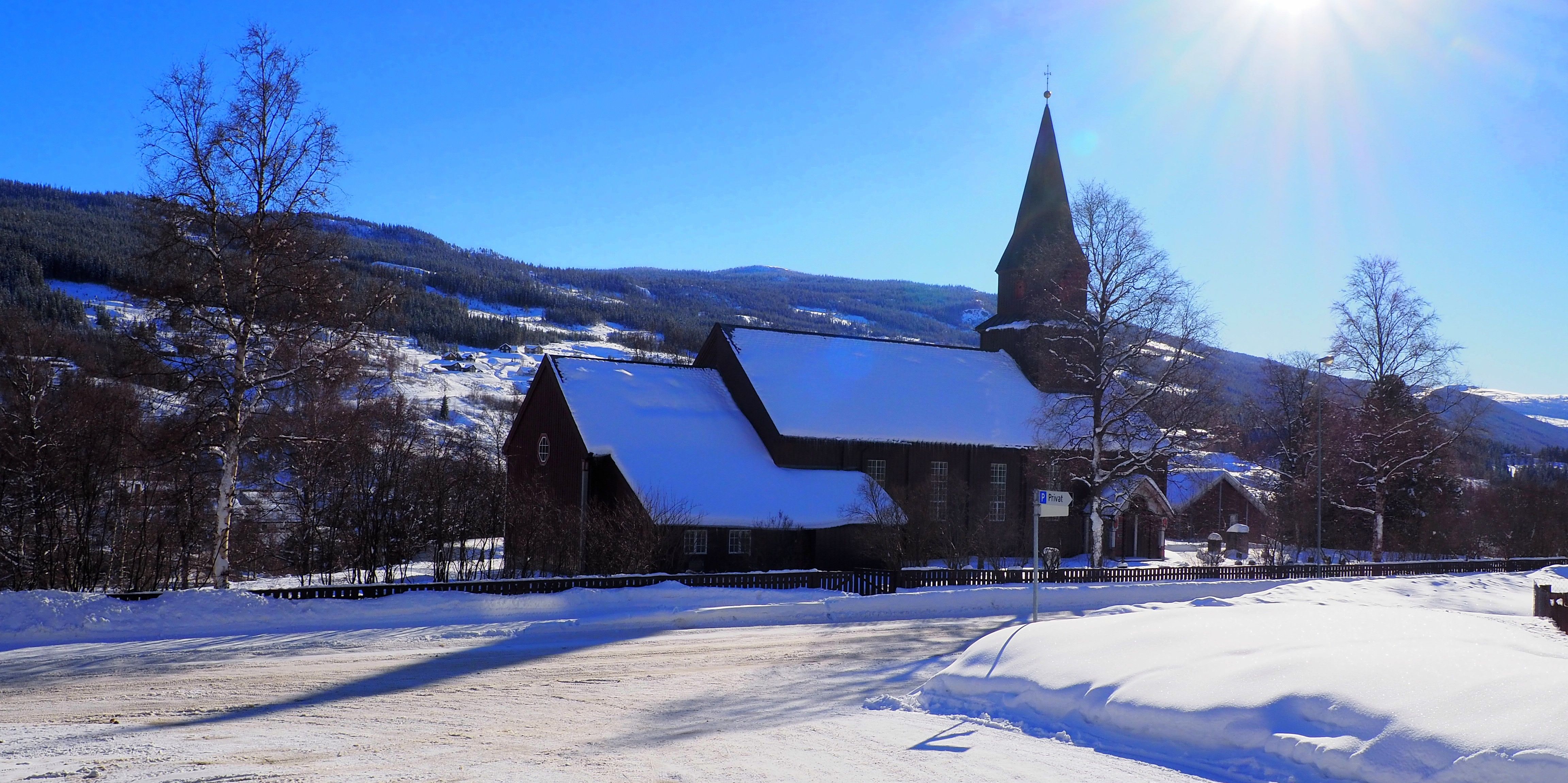Ål kyrkje om vinteren