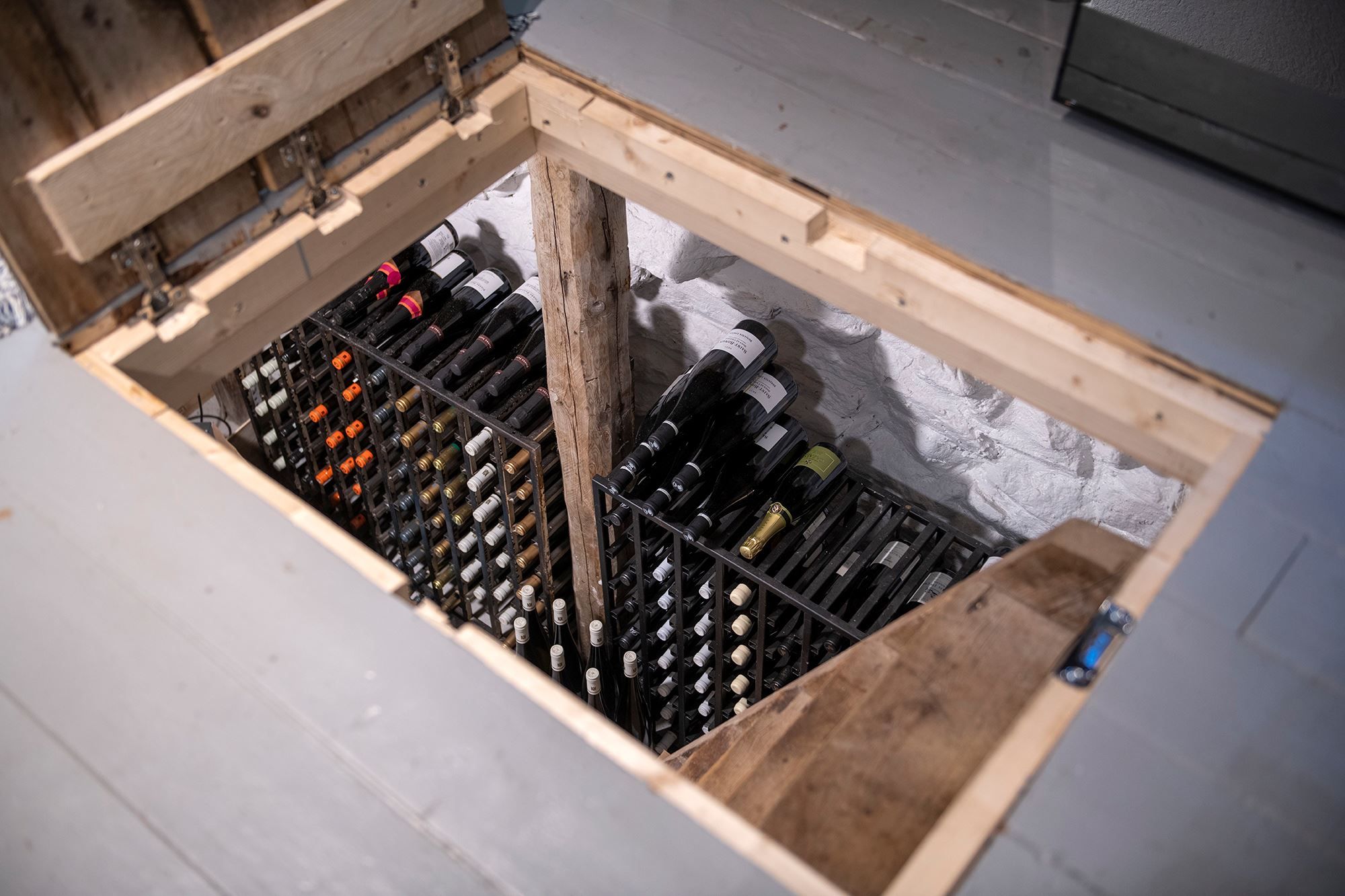 Vinkjeller på Kvitnes Gård