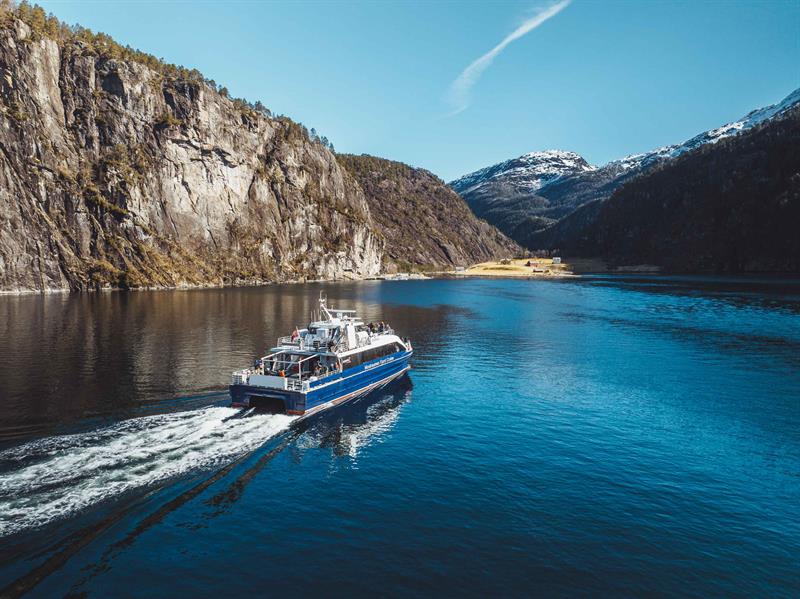Mostraumen fjord cruise