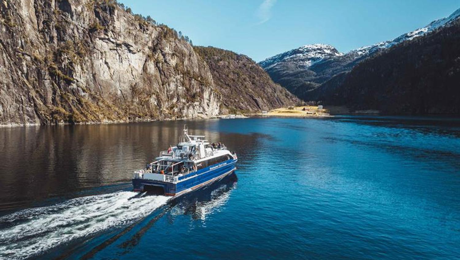Mostraumen fjord cruise