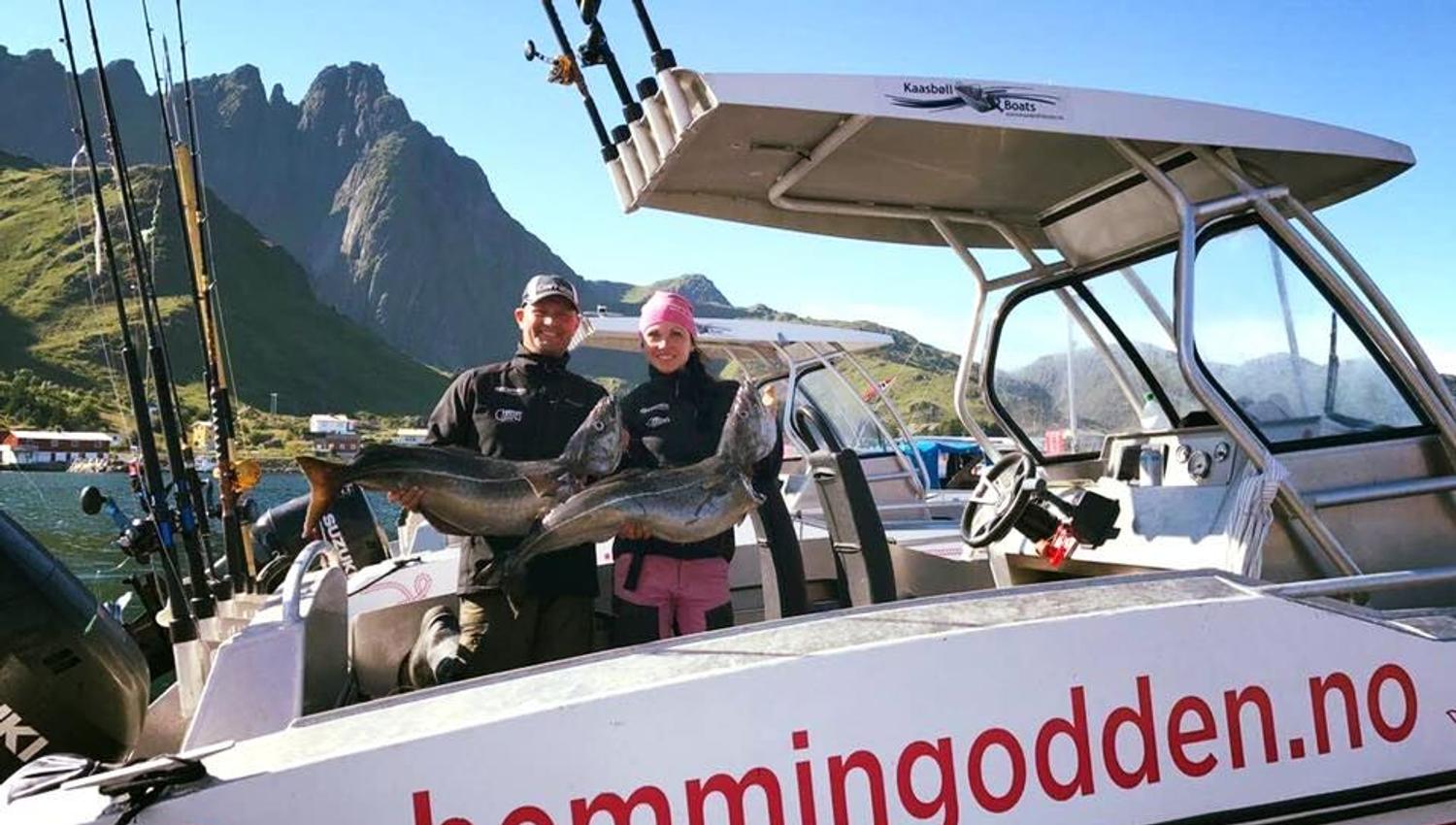 Hemmingodden - fiskebåt med turister