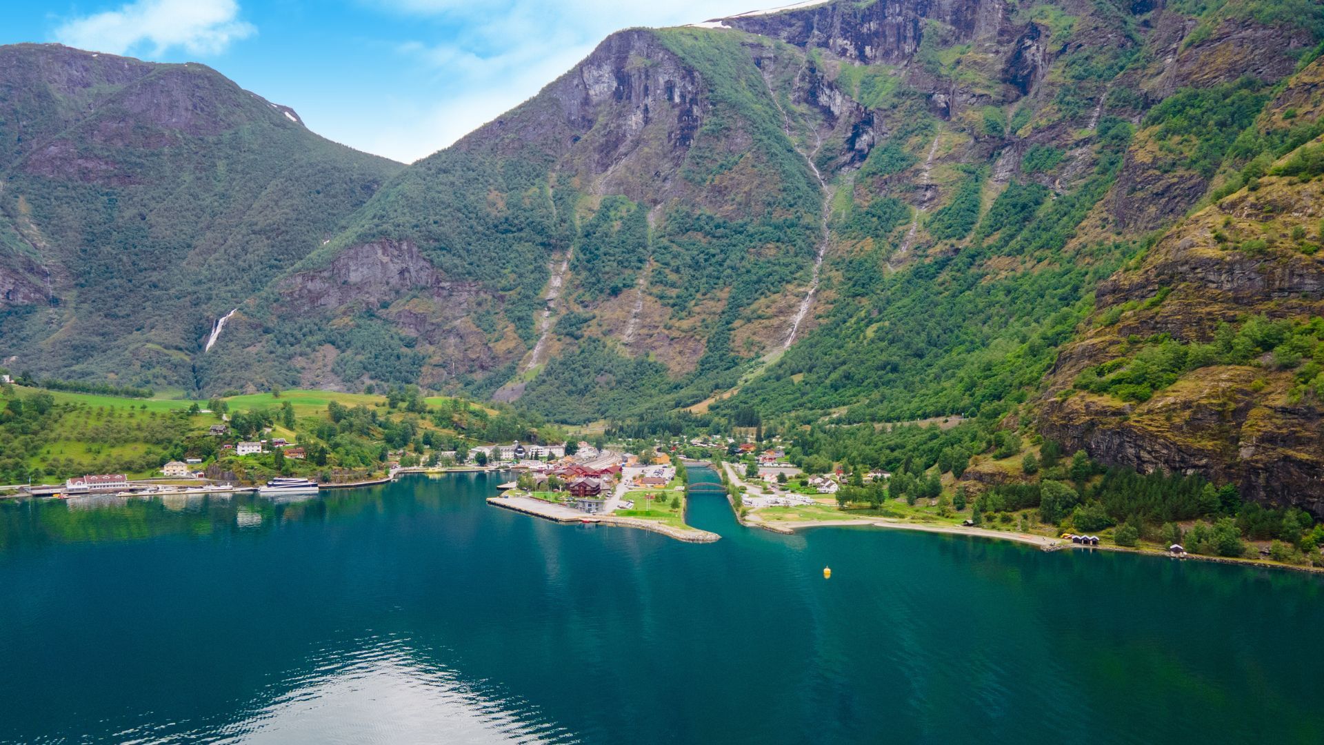 Flåm Go Fjords