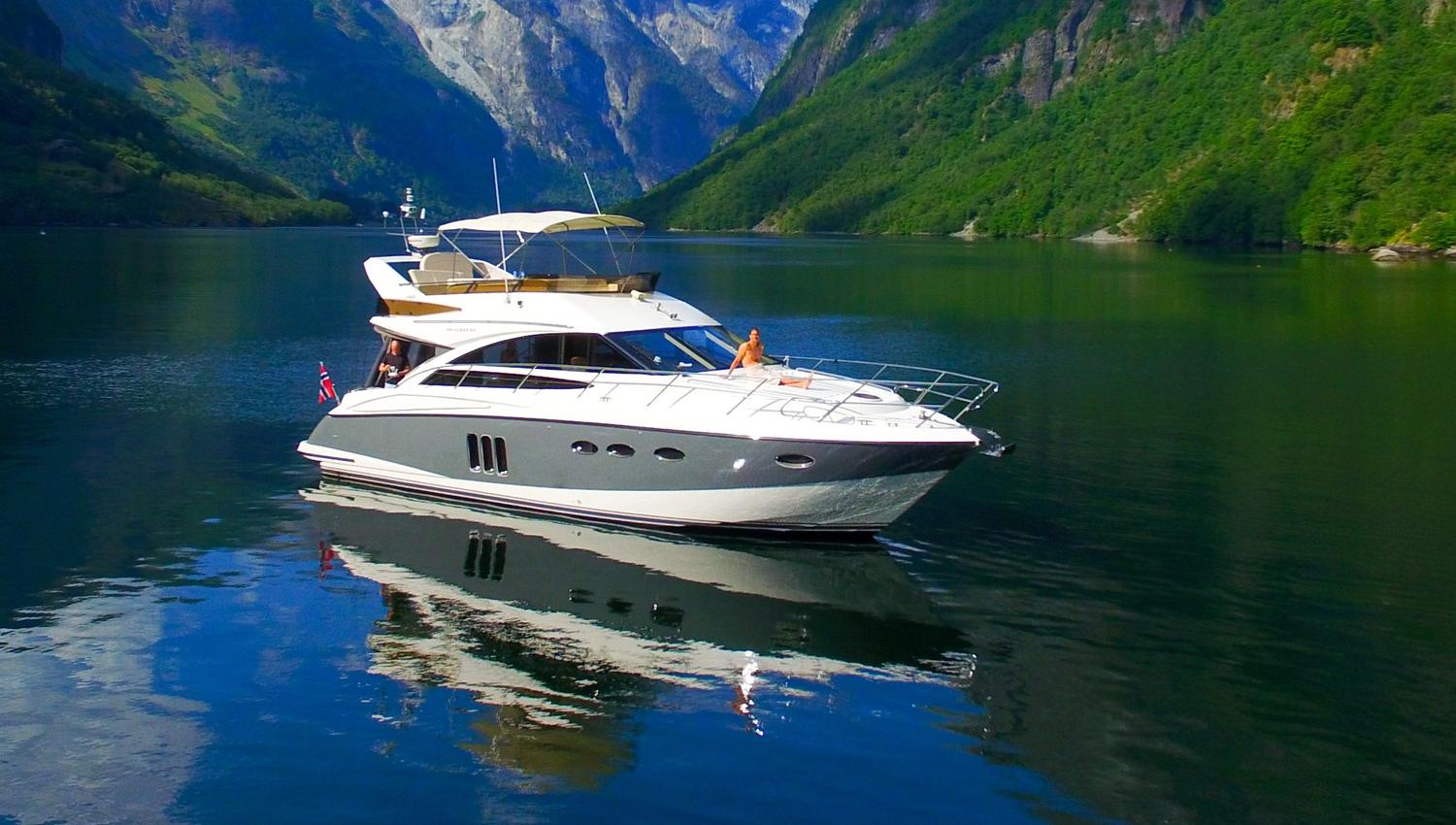 Princess 50-fot Iselin Bella (photo taken at a different tour)